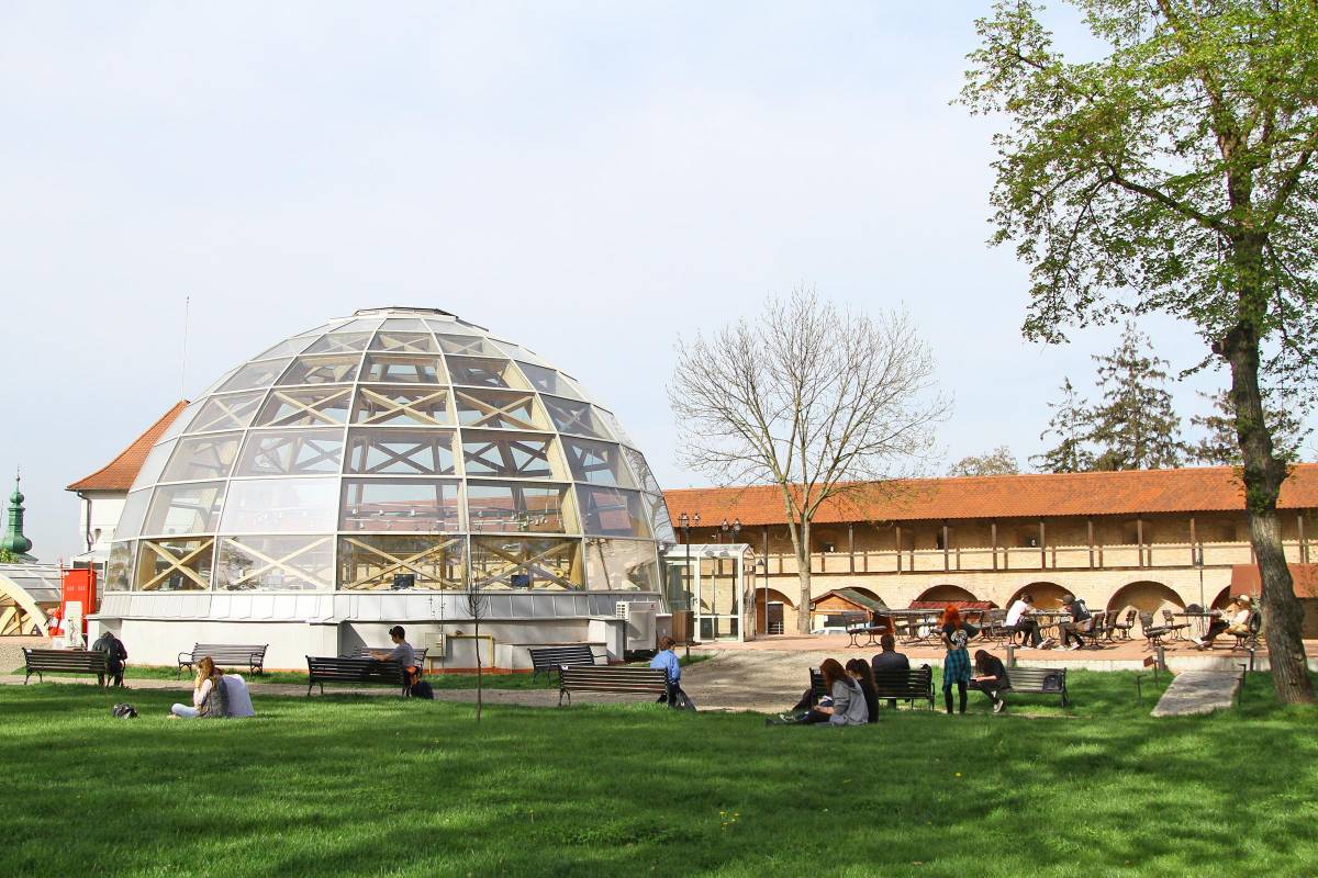 &bullet;  Fotó: Boda L. Gergely