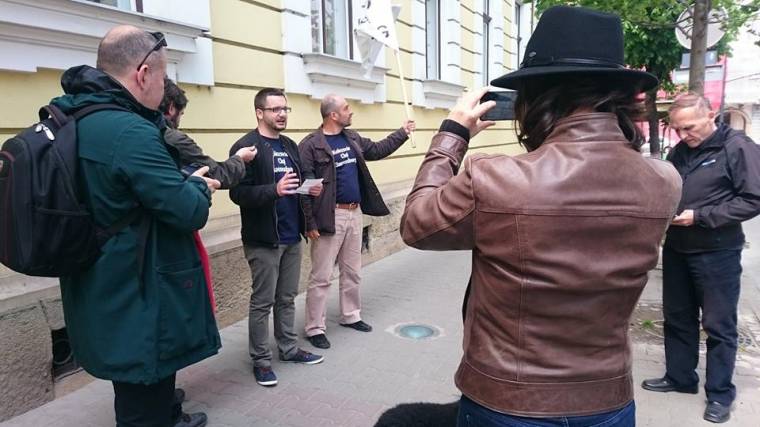 Fancsali: nőne a bizalom a többnyelvű táblák kihelyezése révén
