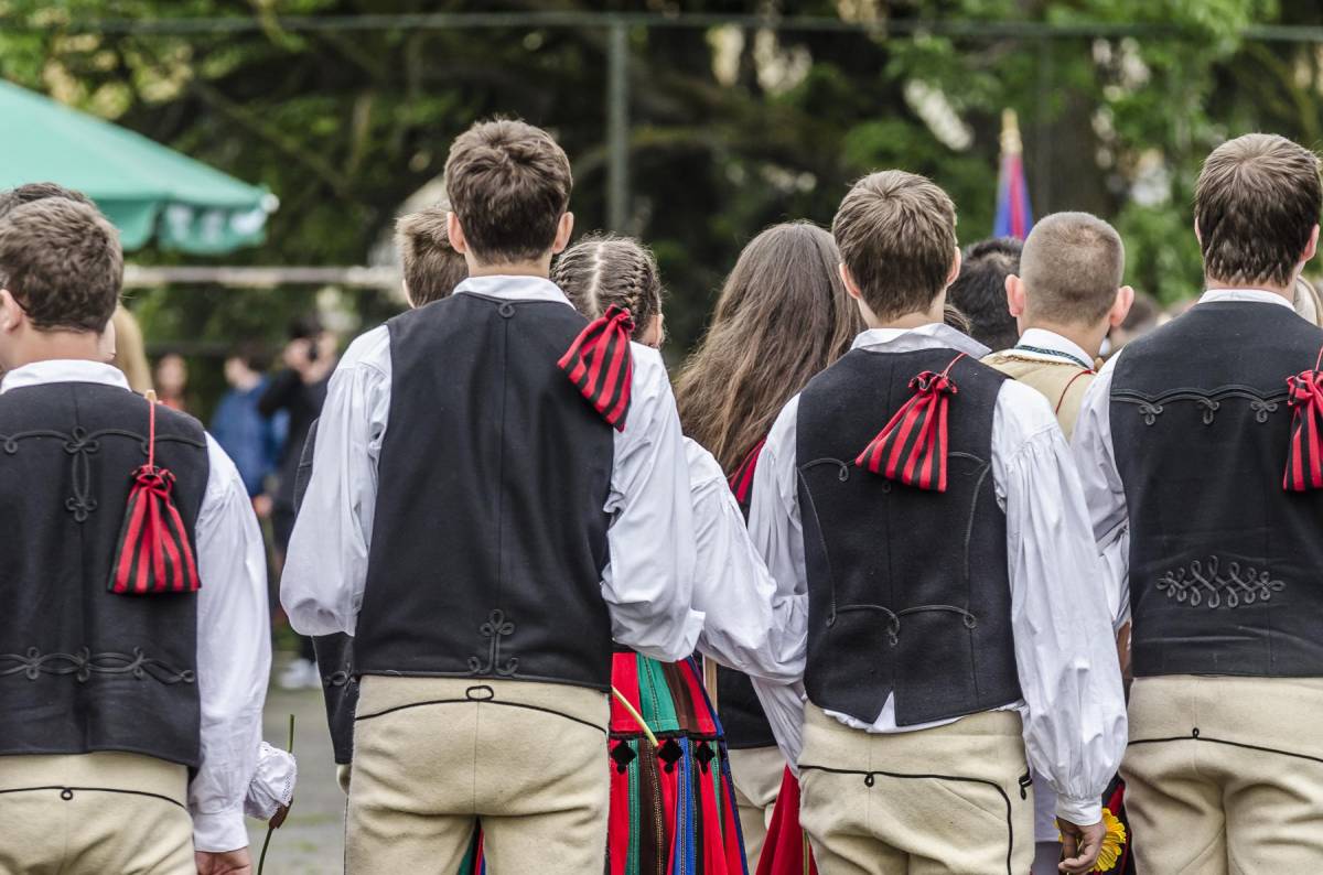 Utoljára szól a csengő. Idén már május 23-án elkezdődik a ballagási ünnepségek sorozata. Archív •  Fotó: Veres Nándor