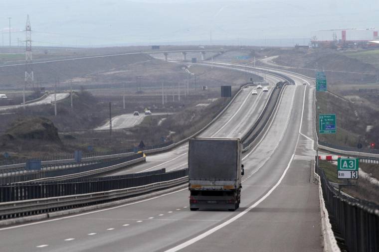 Felpörgetnék az autópálya-építést