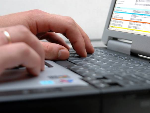 Óriási mértékben nőttek az IT-fizetések