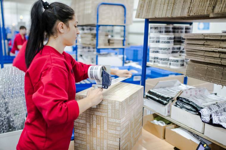 Egyesült az eMAG és a Fashion Days