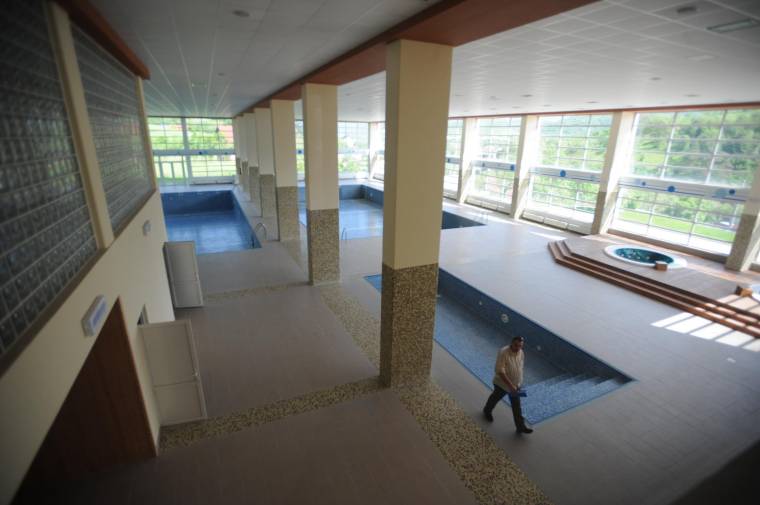 Júliusban megnyitnák a parajdi wellnessfürdőt