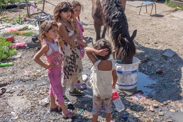 Romániában még mindig sokakat fenyeget a szegénység