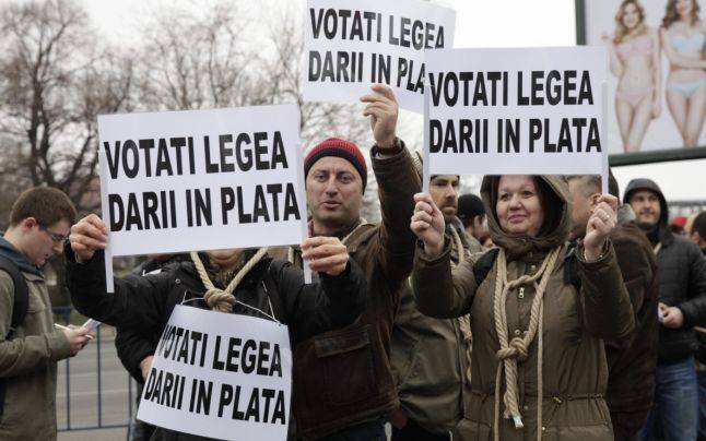 A hitelcseréért tüntettek vasárnap a banki ügyfelek