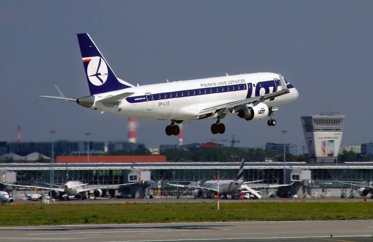 Márciustól Varsóba is lehet repülni Kolozsvárról