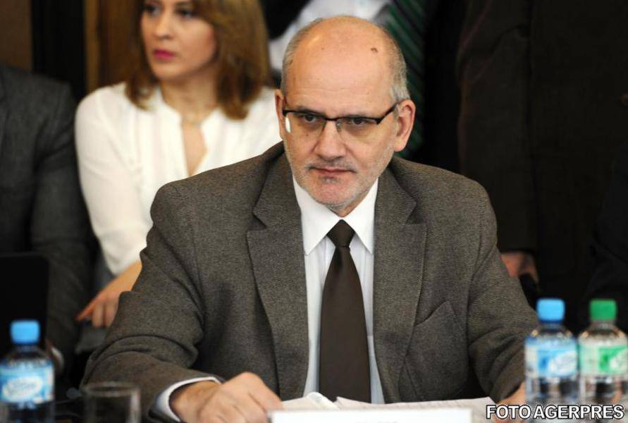 Narcis Neaga nem várta meg, hogy leváltsák, önként felállt a vezérigazgatói székből 