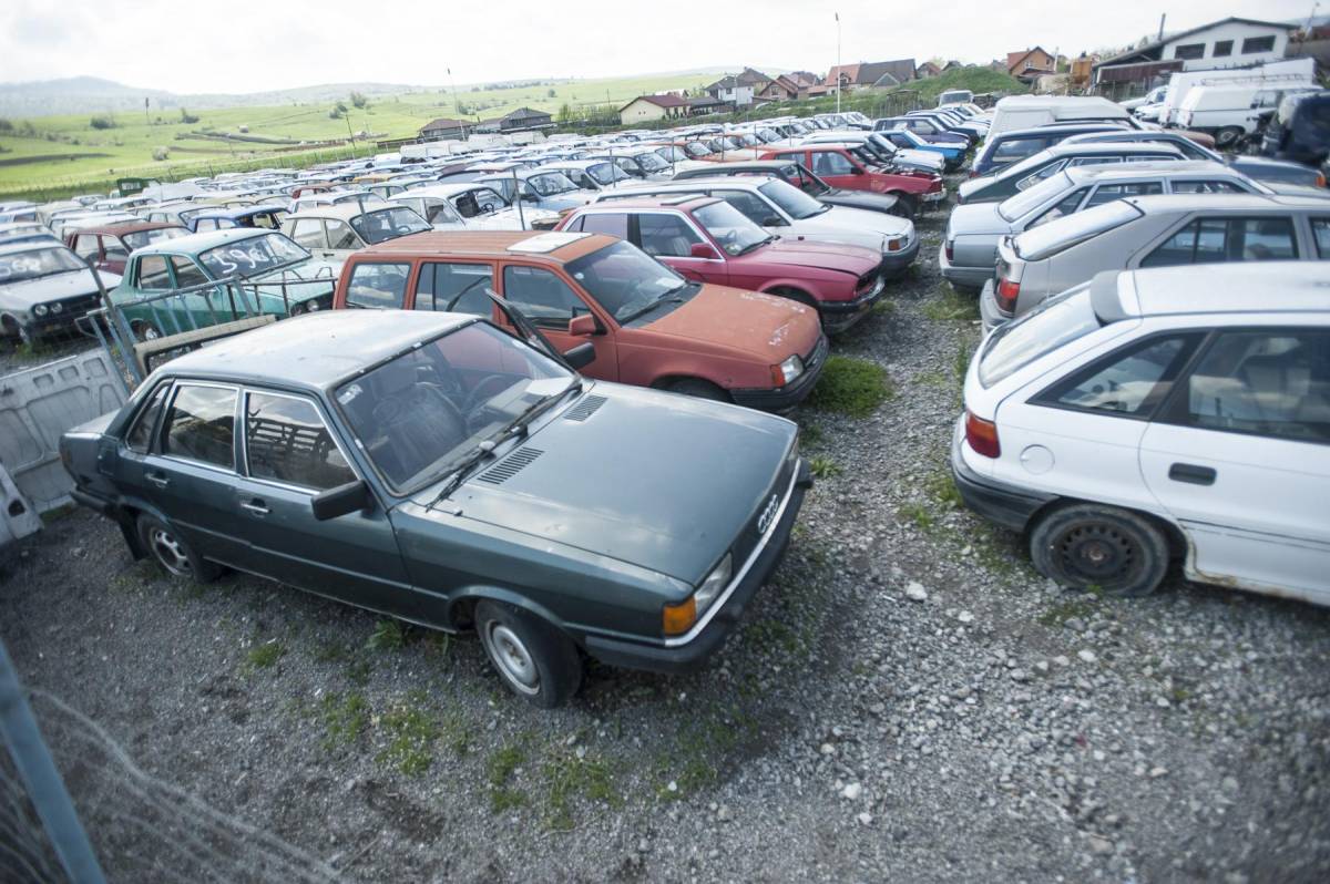 Kiegészítenék a magánszemélyeknek szóló klasszikus Roncsautó program idei költségvetését •  Fotó: Thomas Campean