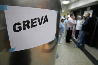 Figyelmeztető sztrájkot tartanak a munkaügyi minisztérium alkalmazottai szerdán reggel