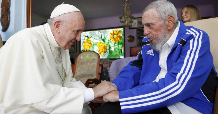 Kuba a tenyerén hordozta a „szocialista” pápát