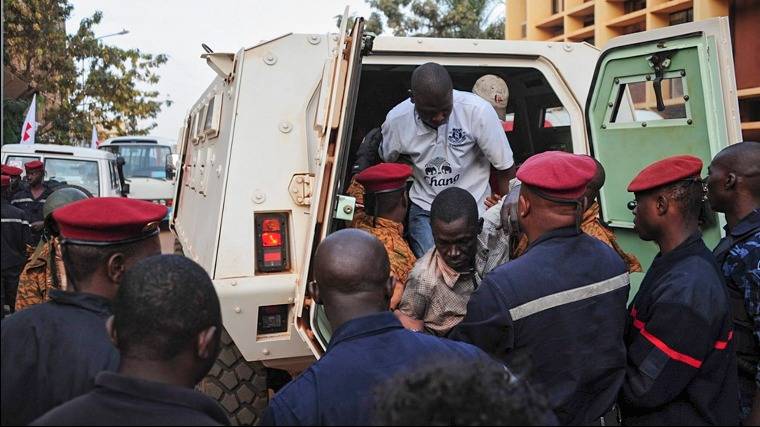 Véres túszejtés a Burkina Fasó-i Splendidben