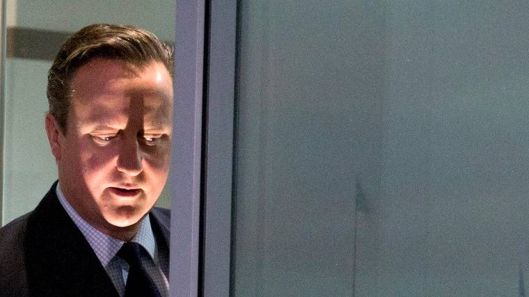 Előremenekül a brit miniszterelnök