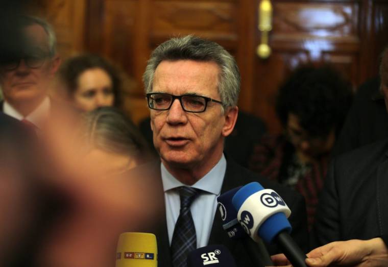 Határozottabb fellépés a migráció ellen