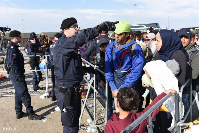 Ausztria újabb 12 ponton vezethet be határellenőrzést