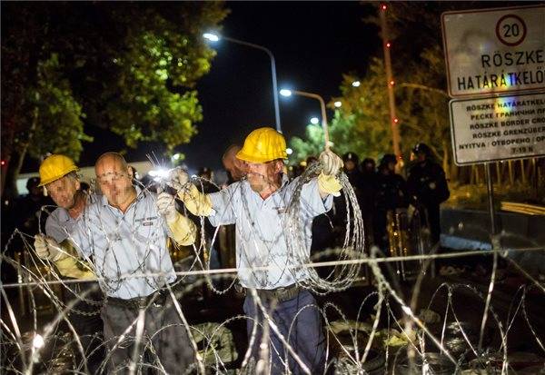 Hetven kilométeres kerítés a magyar–román határon