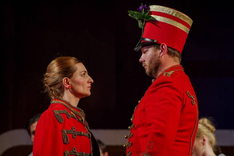 Trianon utáni életigenlés – Háry János a Kolozsvári Magyar Operában