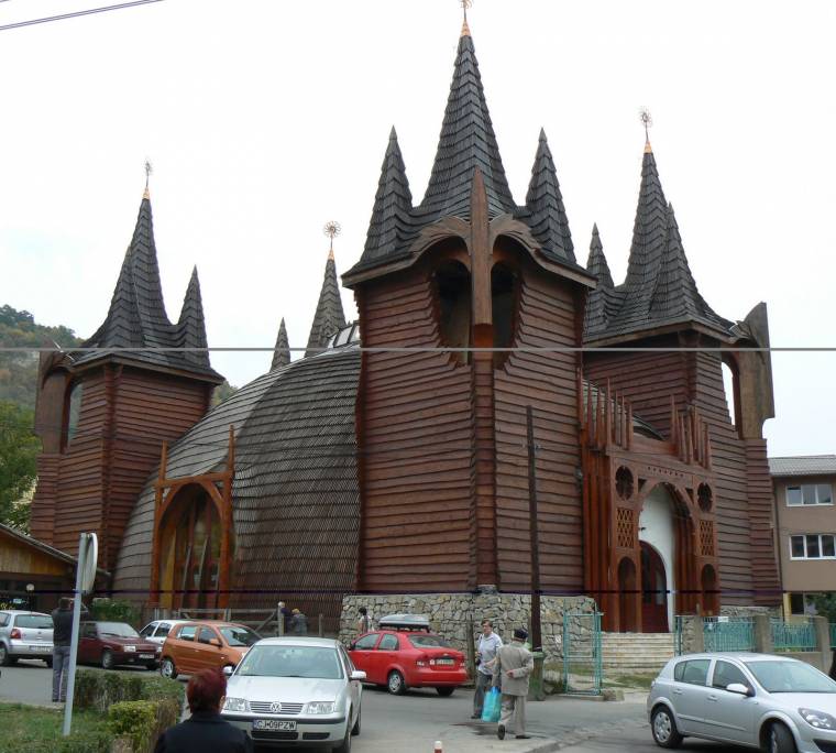 Programok a kolozsvári Makovecz-templomban is