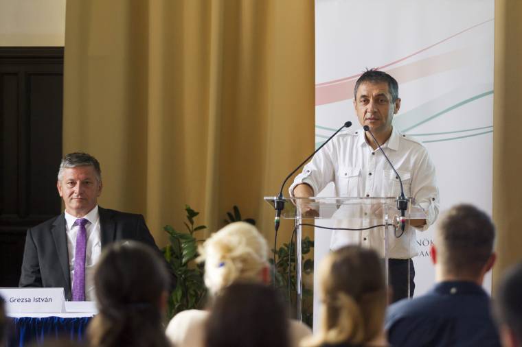Elindult a szórványmagyarságot segítő program