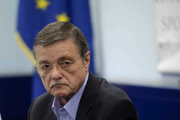 Torna: Stoica kemény hangnemben válaszolt Petrachénak