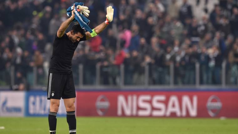 Buffon megdöntötte Del Piero klubrekordját