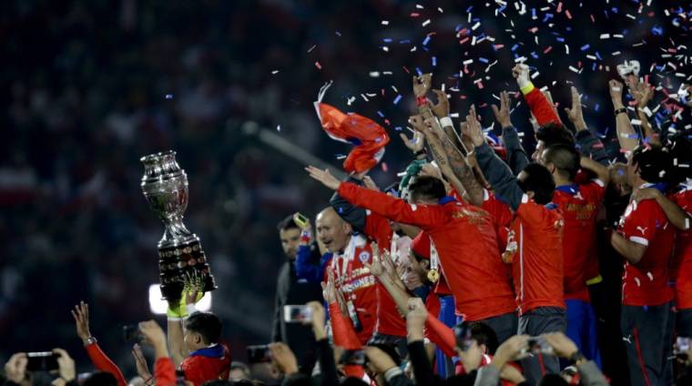 Chile Messiék térdre kényszerítésével foglalta el Amerika trónját