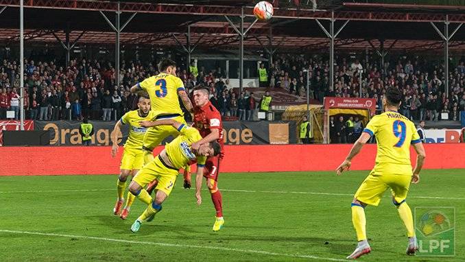 Dinamo–Steaua: támadásban döntetlen