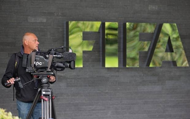 Új hajnalra ébredhet a FIFA