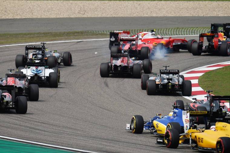 Háromból három – Kínában is Rosberg nyert