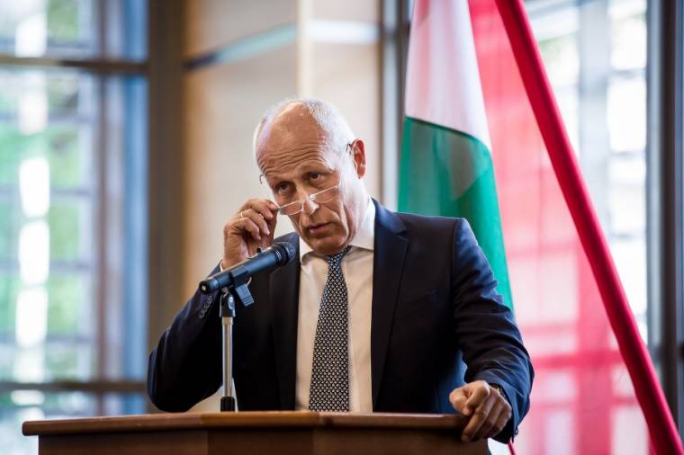 Új elnök a magyar hokiszövetség élén