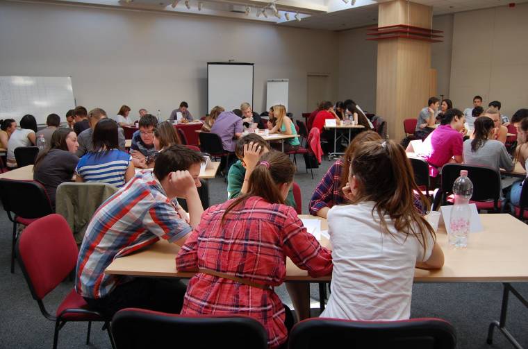 Melegkérdés a romániai iskolákban