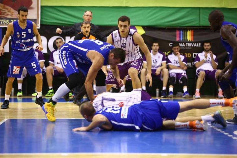 Kikapott a Maros KK és a Kolozsvári U-BT