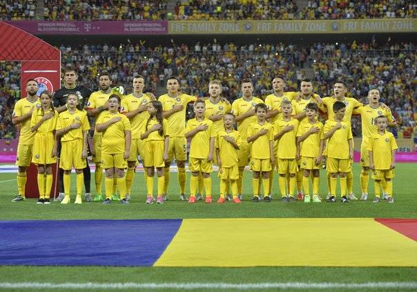 Erős edzőpartnereket kér a román futballválogatott