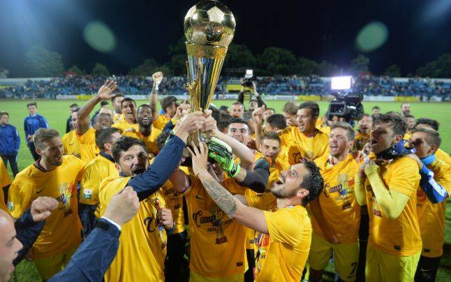 Hihetetlen módon szórta el a futballbajnoki aranyat az ASA