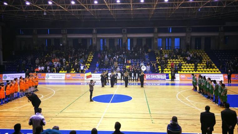 Döntőbe jutott a címvédőt kiütő Sepsi-SIC