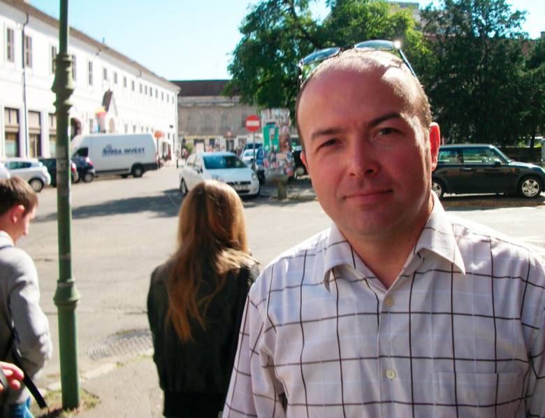 Fábián Tibor gyerekszemmel írta meg a ’80-as évek Ceauşescu-rendszerének visszásságait •  Fotó: Molnár Judit