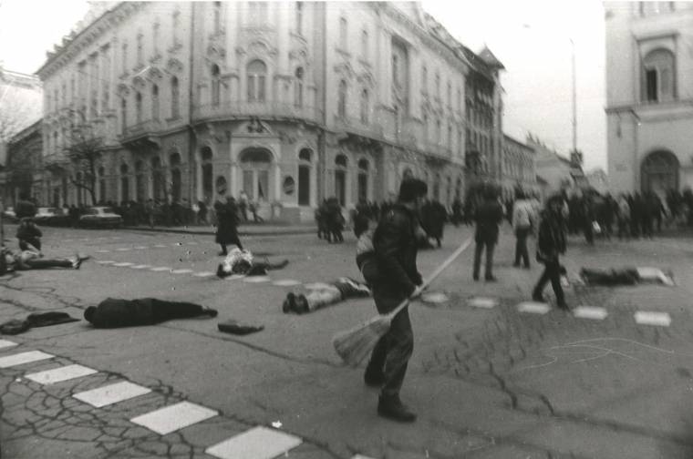 A katonai ügyészség lezárta az 1989-es véres események aktacsomóját