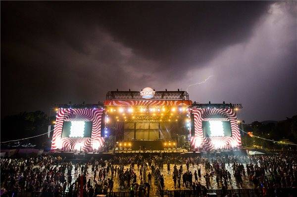 Újabb látogatócsúcs a hétfőn zárult budapesti Sziget fesztiválon