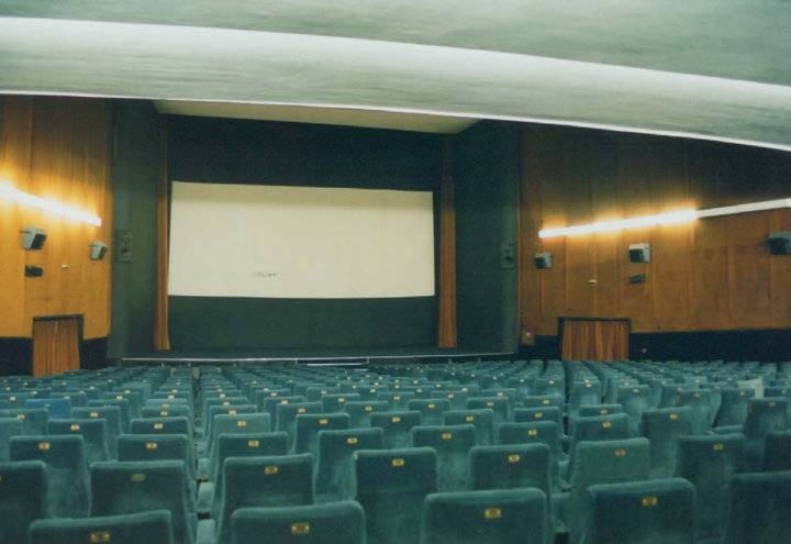 Imaházzá alakítanak egy régi bukaresti mozit