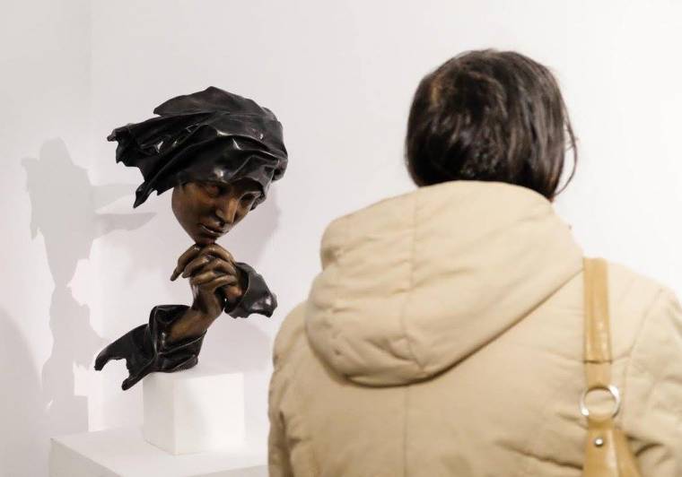 Ingyenesen látogatható Szentgyörgyön a Boldogasszony kiállítás