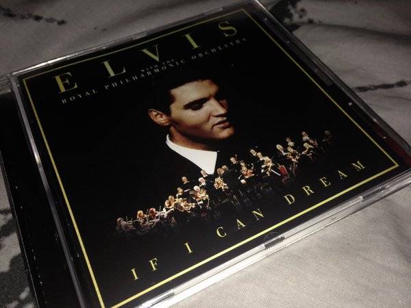 Ismét Elvis Presley vezeti a brit lemeztoplistát