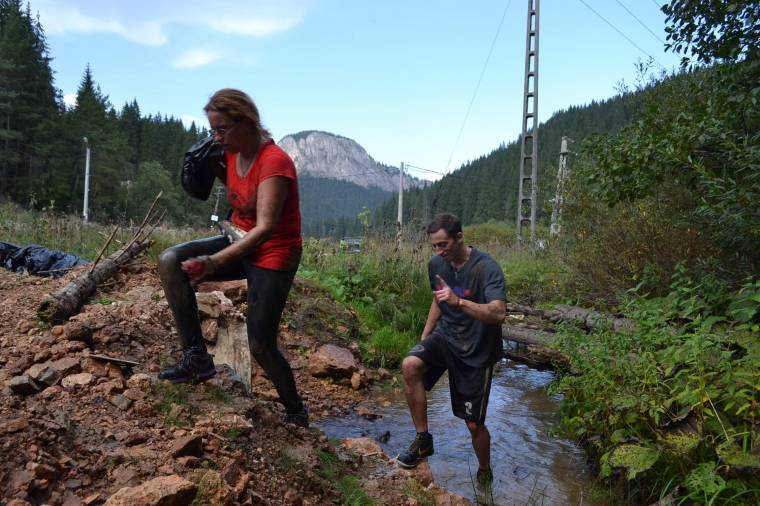Legyőzték félelmeiket a Gyilkos-tónál a kalandvágyók