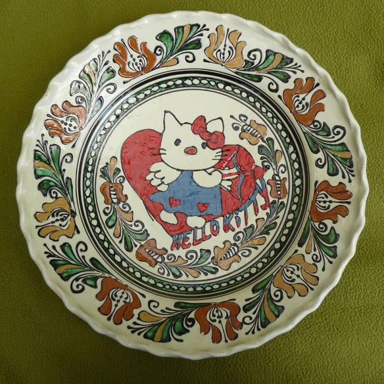 Japán kiscica a sóvidéki kerámián