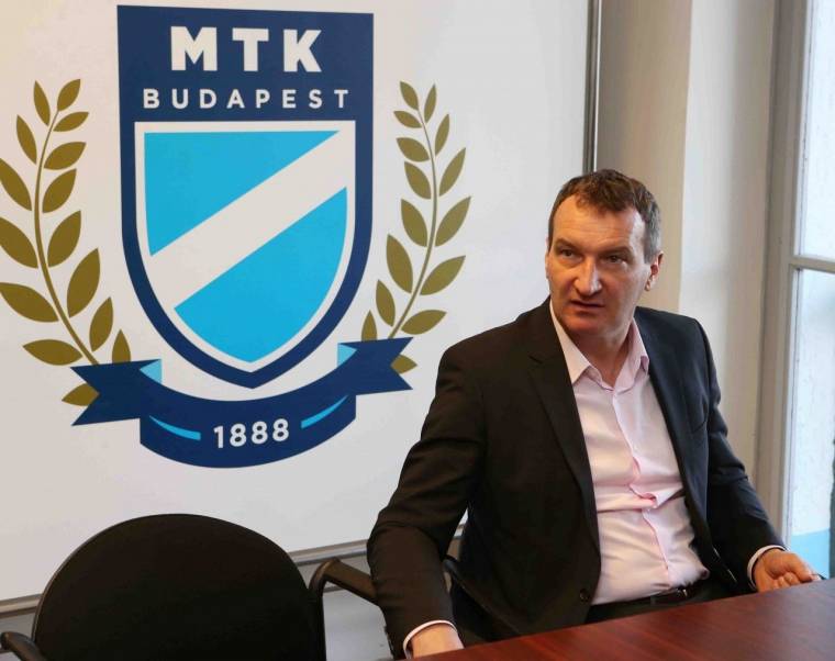Szerződést bontott László Csabával az MTK