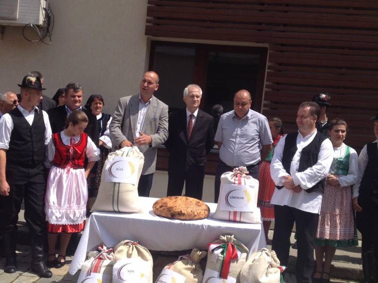 Kárpát-medence kenyere: az összetartozás mindennapi betevője