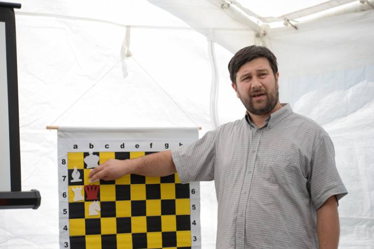 Előadás életünk sakkjátszmájáról