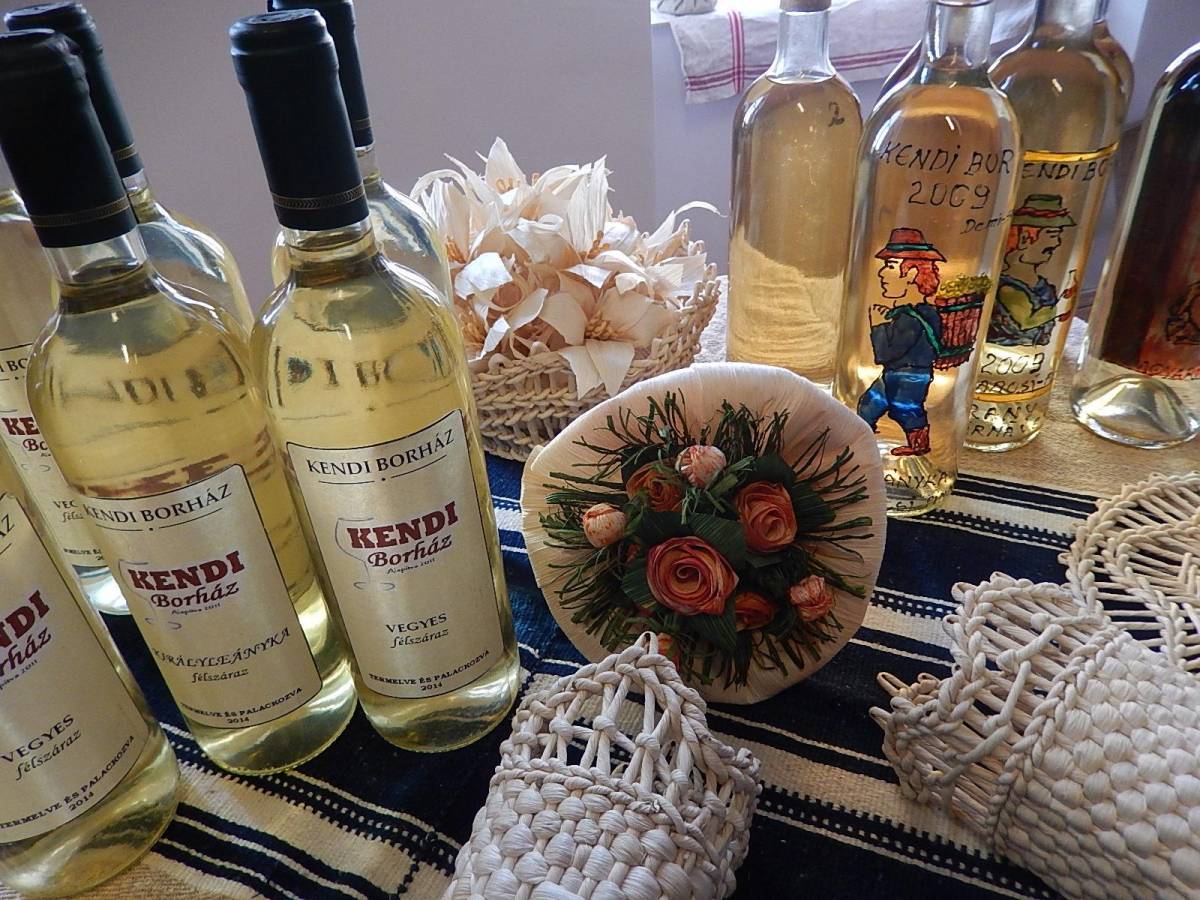 &bullet;  Fotó: Gligor  Róbert László