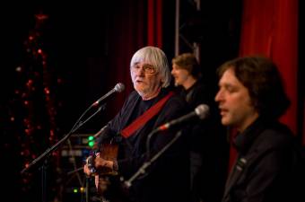 Tolcsvay László, a magyar folk-rock megteremtője koncertezik Gyergyószentmiklóson