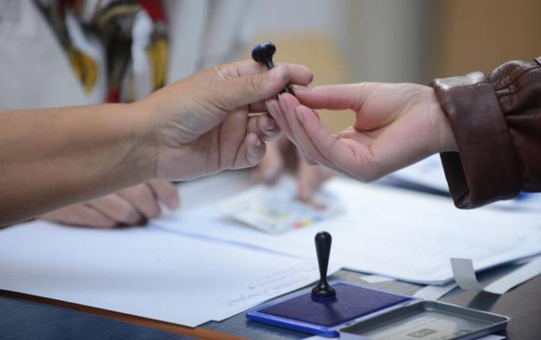 Népszavazás – alacsony részvételt mutatnak az első felmérések