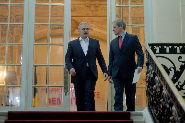 Kormánybuktatással fenyegetőzik a PSD