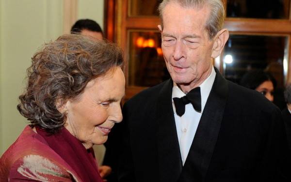 Mihály exkirály is részt venne felesége temetésén